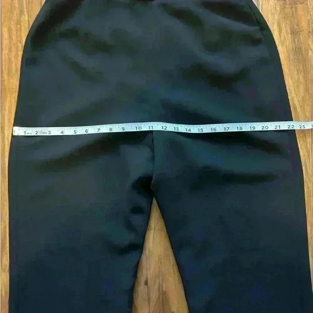 Wide-leg Flowy Black Dress Pants Perfect For Business Or Work - Picture 5 of 8